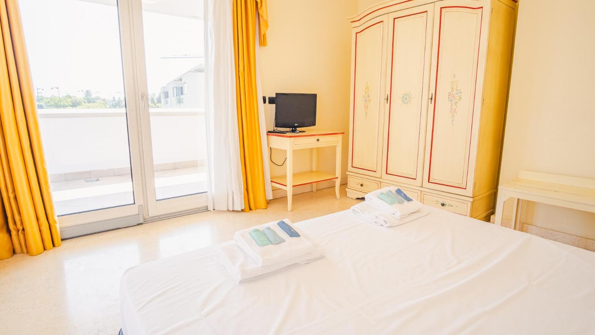 Relais Du Lac Village - Italian Homing Десенцано дел Гарда Екстериор снимка
